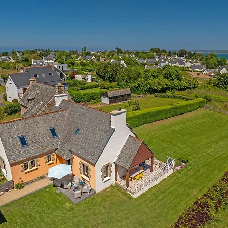 - Vue - 800m De La Вилла Локирк